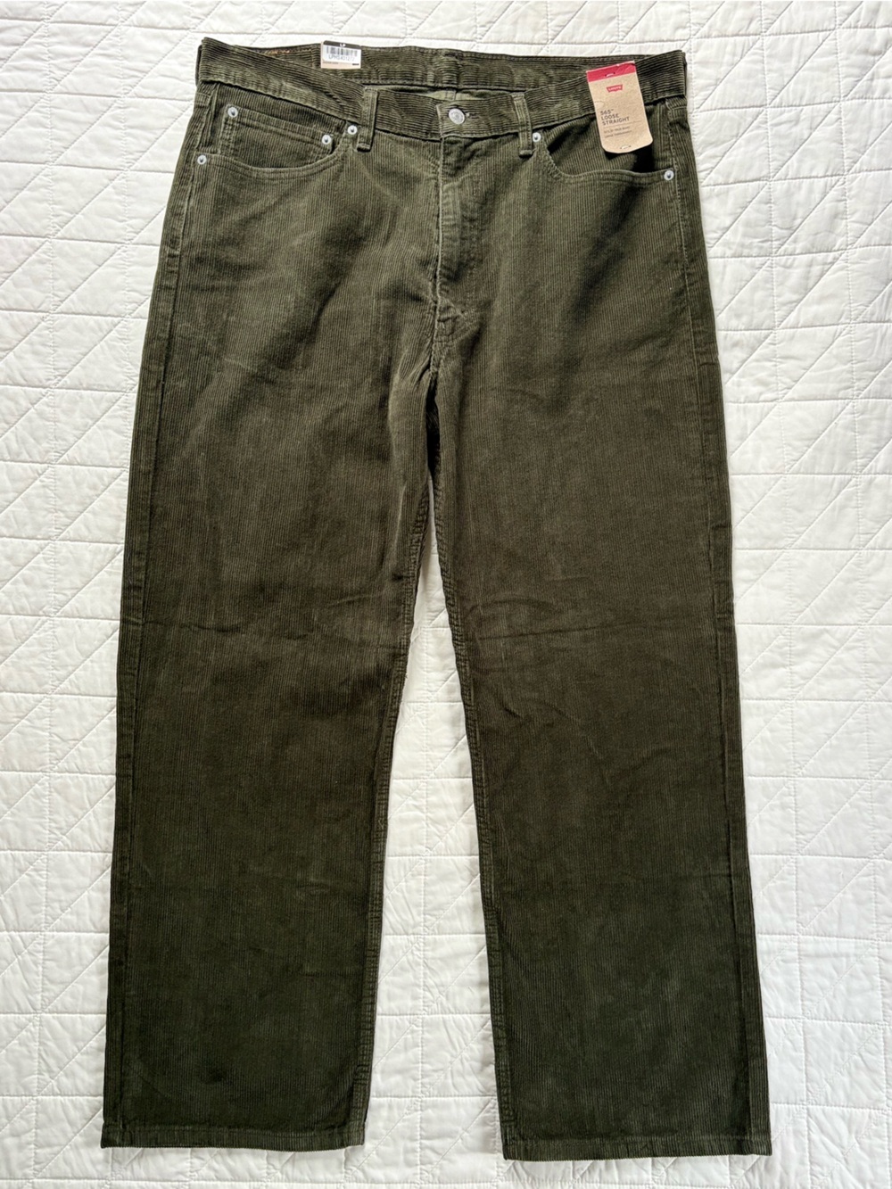 NWT Levi’s 565 Loose Straight Corduroy Pants Ivy Green 36x30